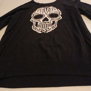 Torrid Black Skull Raglan Pullover Sweater Size 3